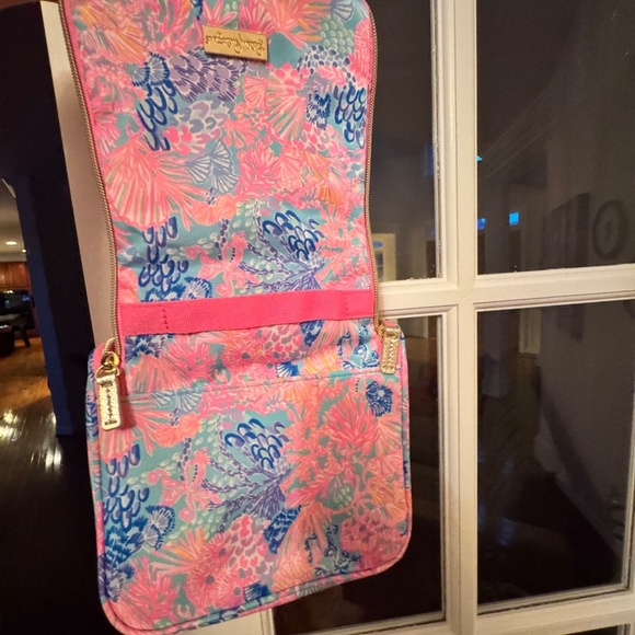 Lilly Pulitzer GWP Travel Case Splendor In The Sand Multi Hang Up Make Up NEW - Picture 5 of 5